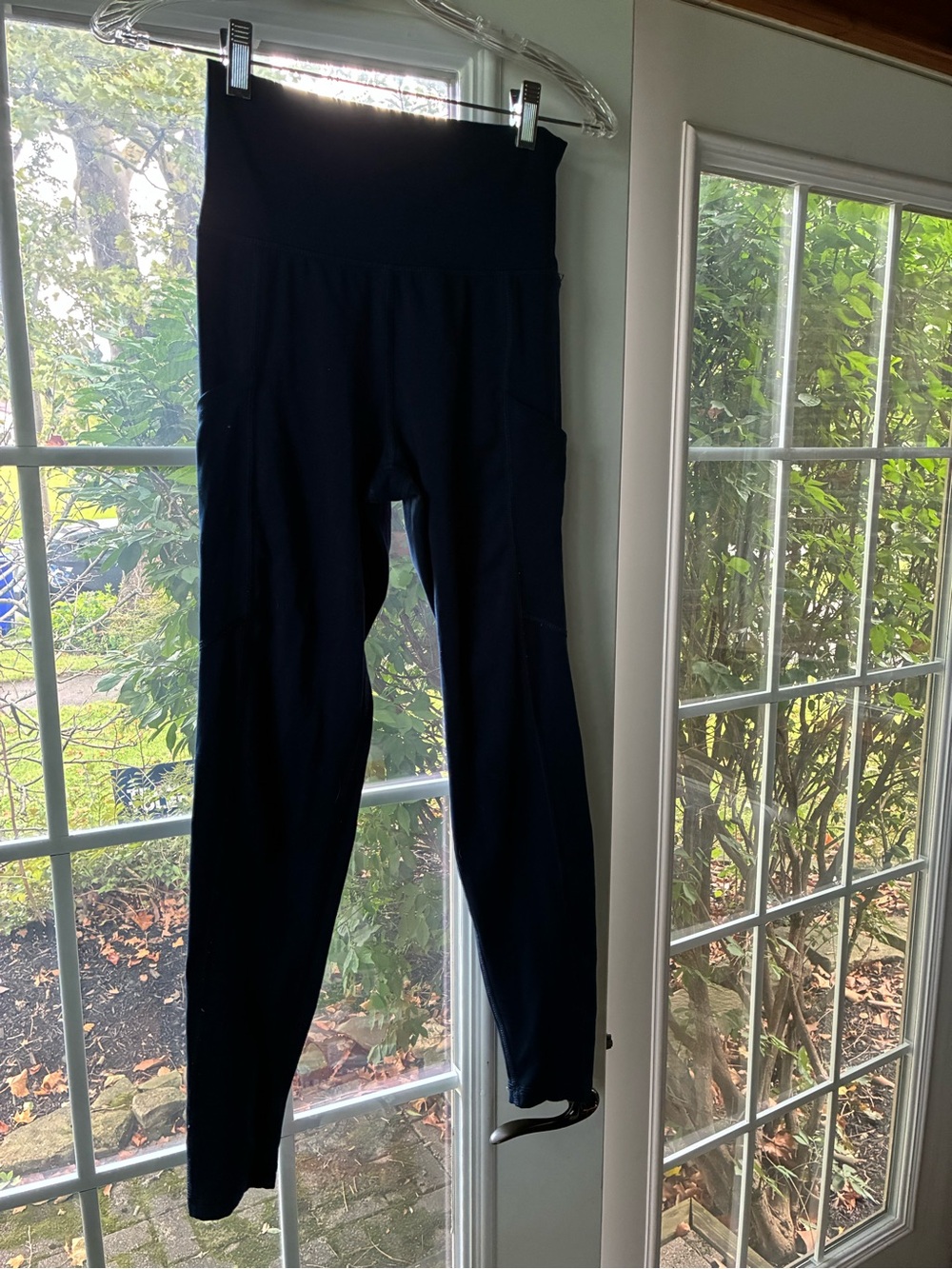 American Eagle Navy High-Rise Leggings with Pockets
